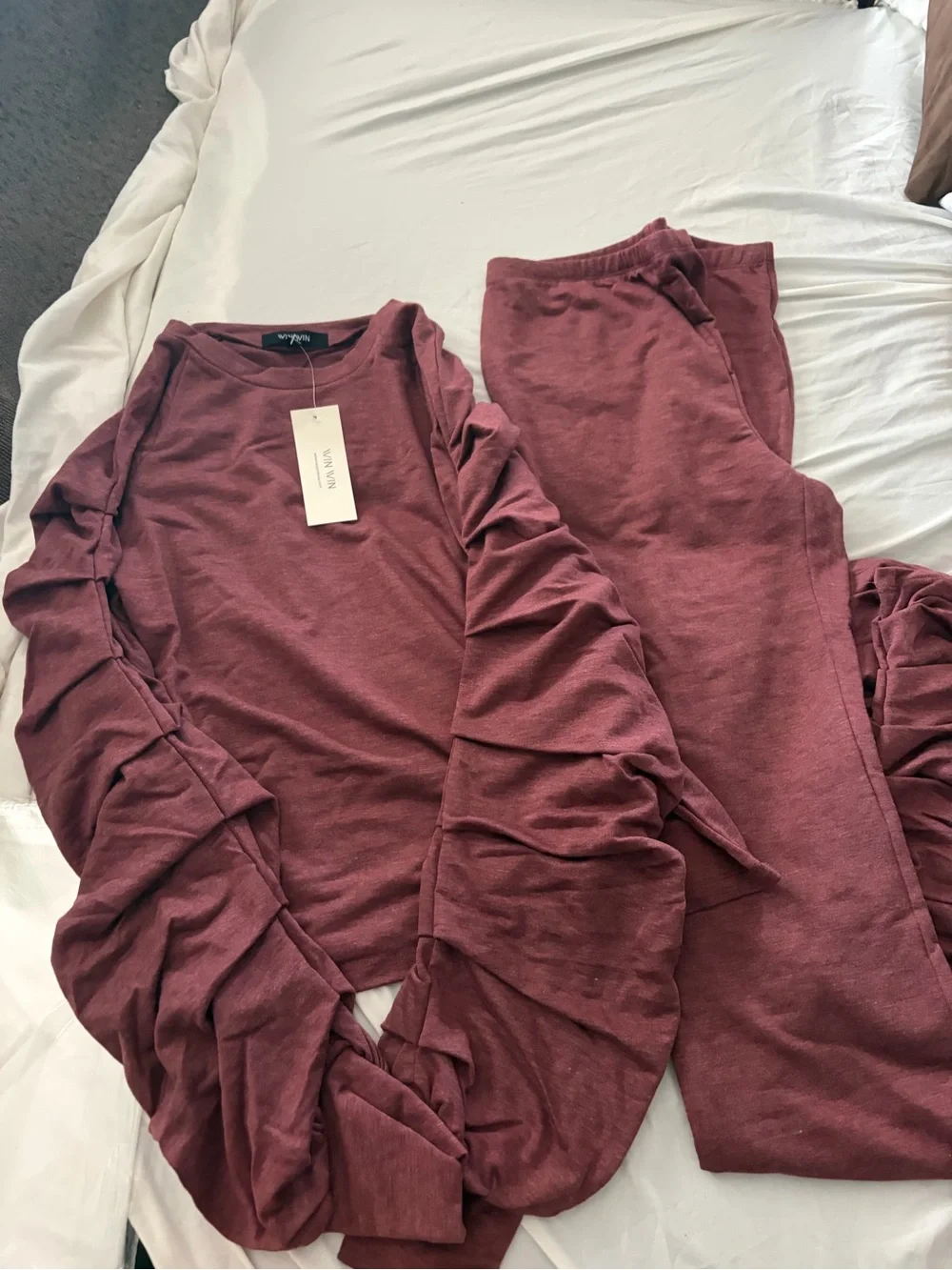 WinWin Los Angeles Mauve Ruched Top & Leggings Reseller Case Pack S, M, L, NWT